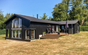Stunning Home In Ebeltoft With House Sea View